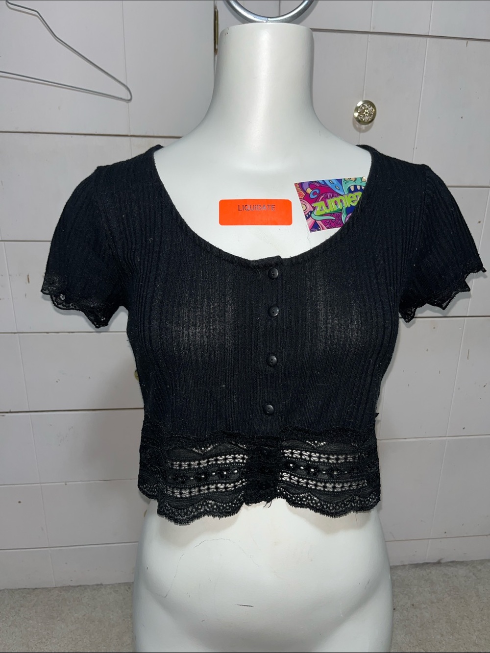 Aeropostale Black Lace-Hem Ribbed Button Crop Top